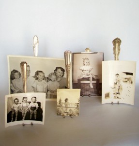 vintage-fork-easels-displying-vintage-photographs vintage-fork-easels-displying-vintage-photographs