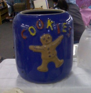 vintage pottery cookie jar gingerbread man